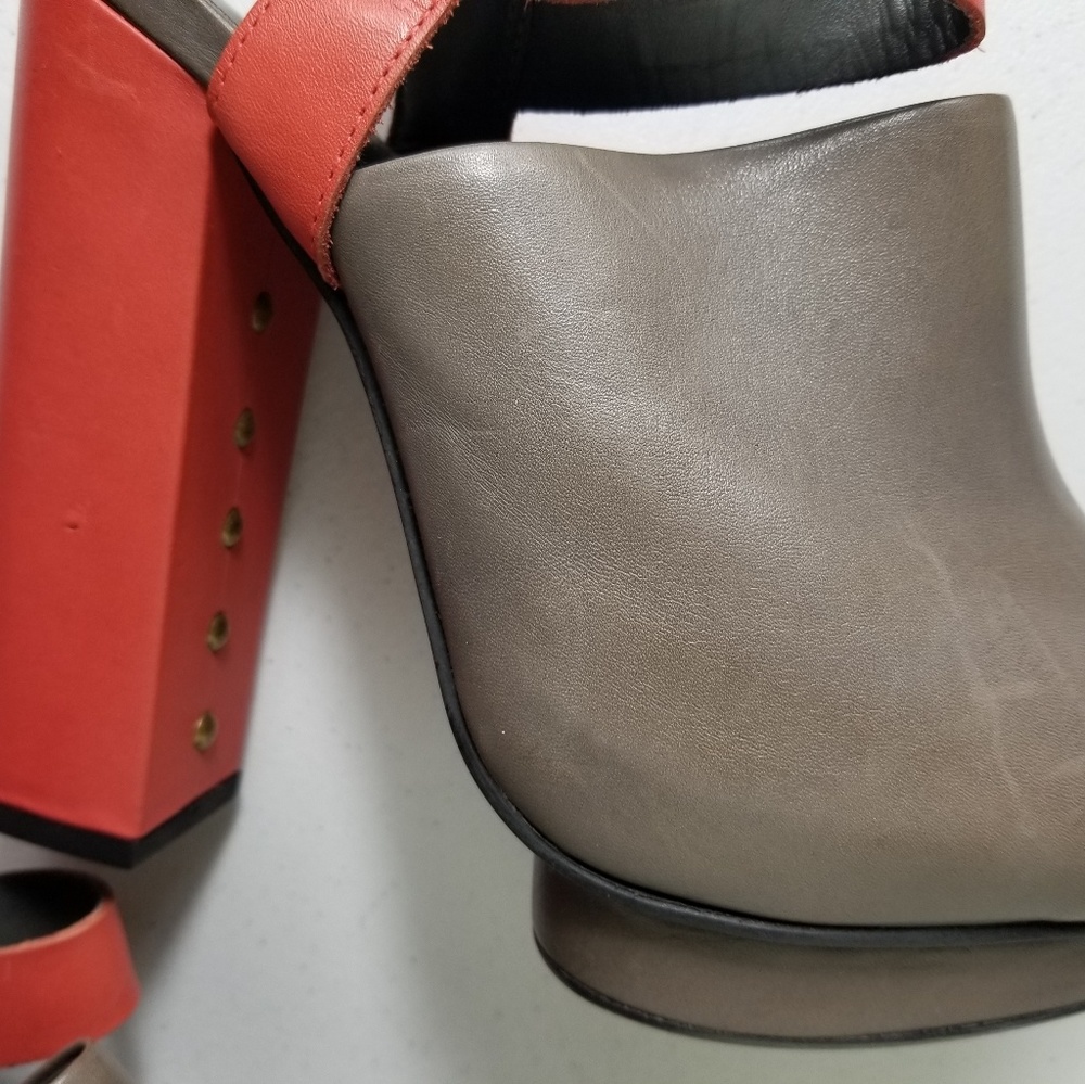 Topshop Leather Heel With Ankle Strap - Picture 3 of 8
